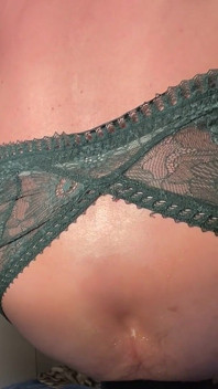 Can't Stop Playing and Plugging and Fisting My Loose Gaping Cunt Until I Cum Over and Over Again