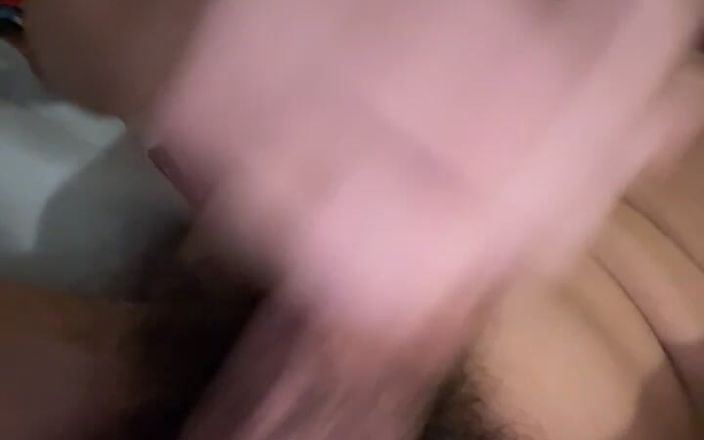 Keanus big curved dick: 更多抚摸乐趣