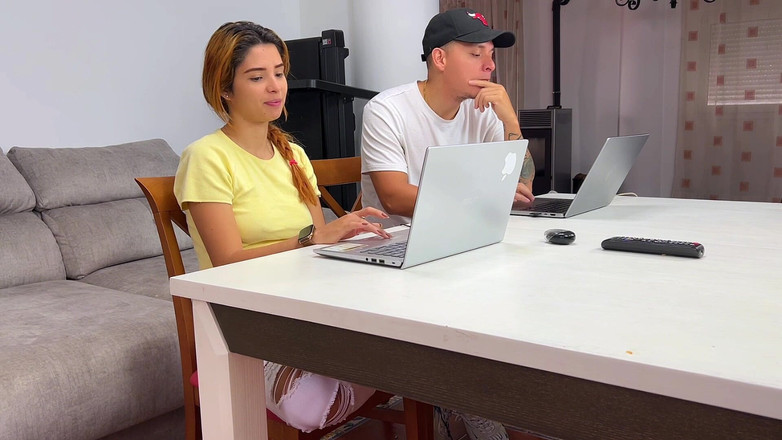 Labestiaylabella: Bạn làm công việc của tôi hoặc đụ tôi rất mạnh