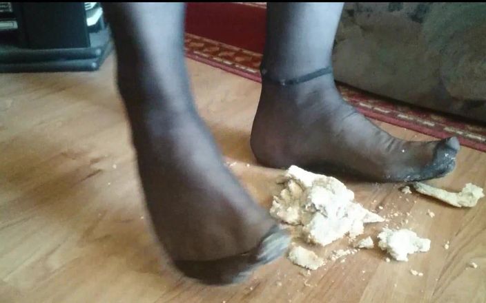Carmen_Nylonjunge: Pâine delicioasă zdrobită de pâine