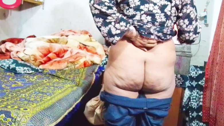 Abida pavreen: Kakak ipar india dengan besar lagi sendirian di rumah episode 2