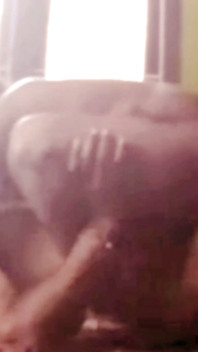 Latha si cewek super semok india lagi asik ngentot kontol posisi cowgirl sampai dientot habis-habisan sama suami renu pt 3! Indianhotwifex