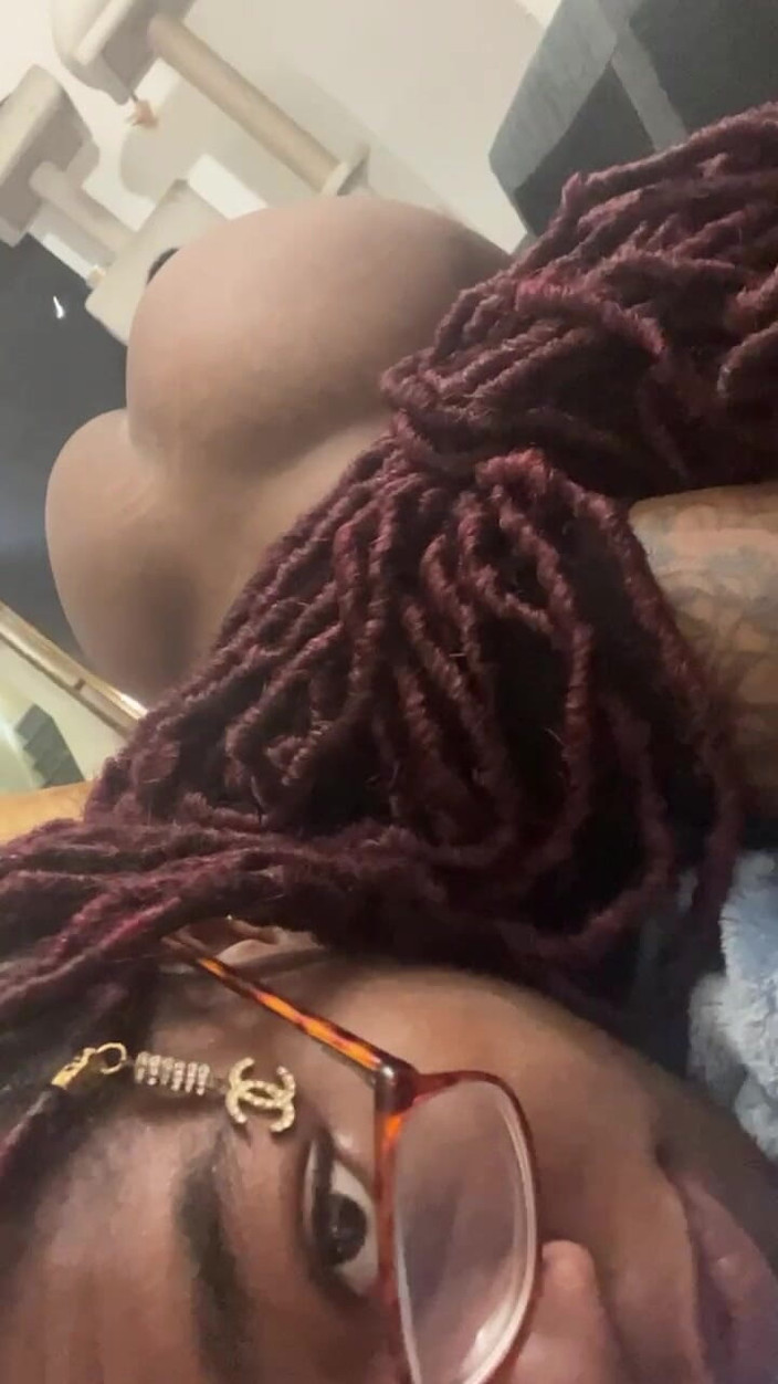 Kitty meow: ニャー