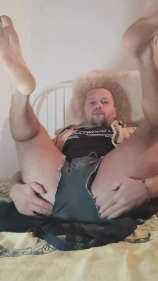 Chemanuchao: 在家里玩弄我的屁股