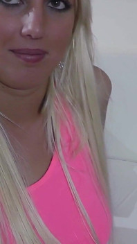 28 - Gata fode para gozada