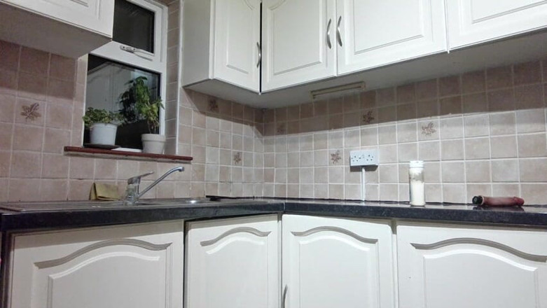 Gordon Uncut: Majikan dominan mempermalukanku dengan ganas: ngentot dan ngentot dildo sambil...