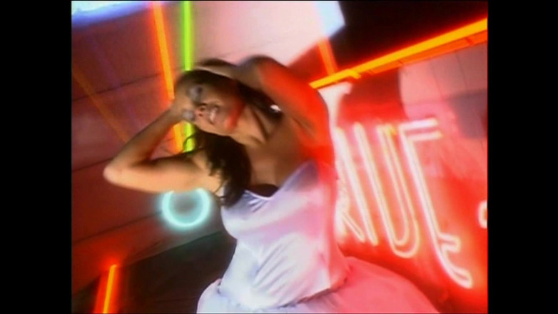 The Power of Love: O pulă mare și dură lovește pizda strâmtă umedă