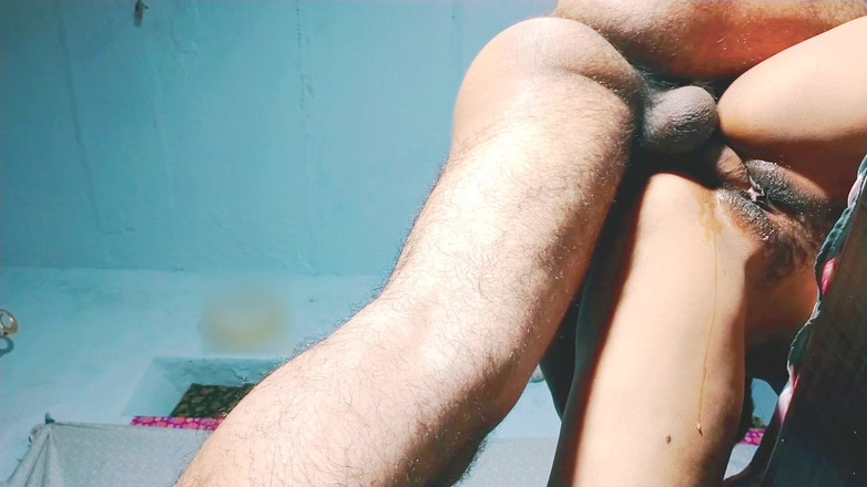 Rakul008: Poprvé stříká ve stoje, velmi hladová sexy a mladá nevlastní...