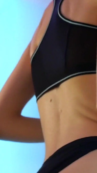 Después del gimnasio - tetas de sudor y trasero