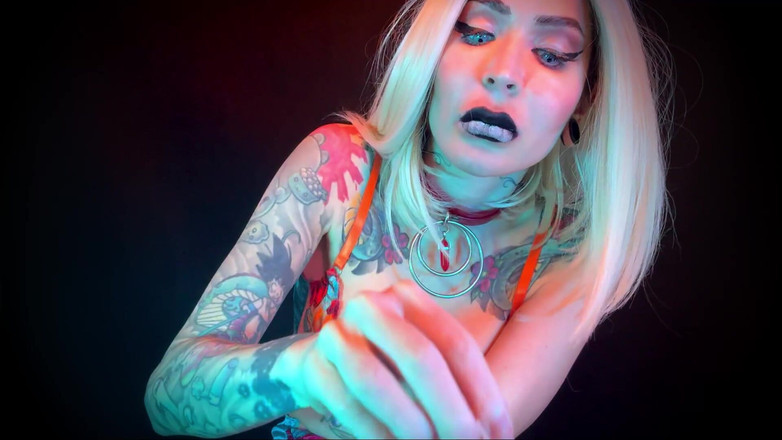 Baal Eldritch: Matte černé rty pro vlastní fotografie - rtěnka aplikace, vzorník, fetiš obličeje,...