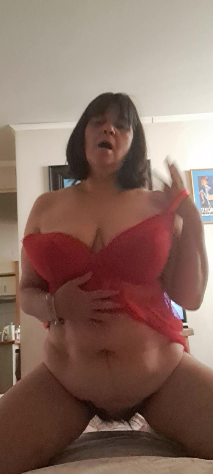Mommy big hairy pussy: hot emaaeeele stan dikha raha hai