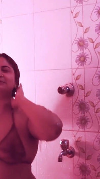 Iubită obraznică care face dragoste În fața fostei! Sex real