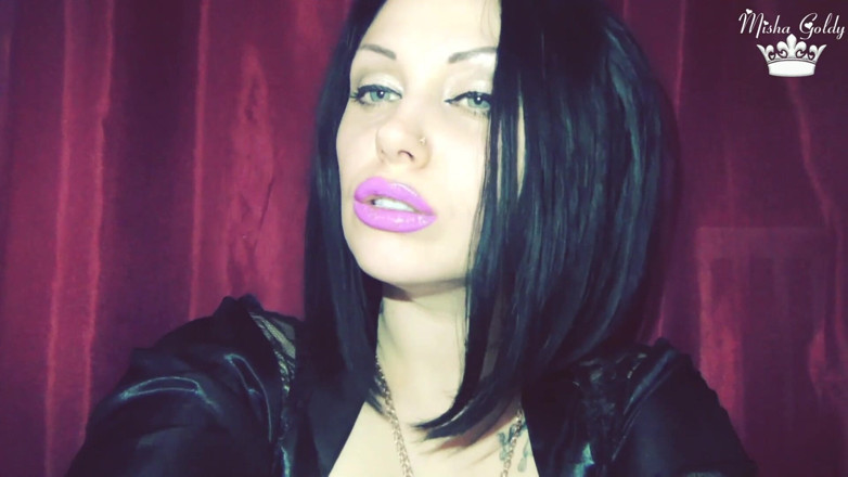 Goddess Misha Goldy: Фіолетові глянцеві губи