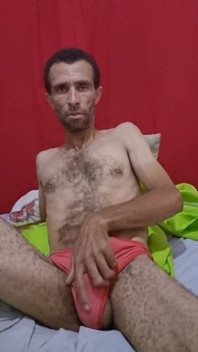 그들은 모두 와서 큰 정욕으로 자위하는 나를 보고 즐길 수
