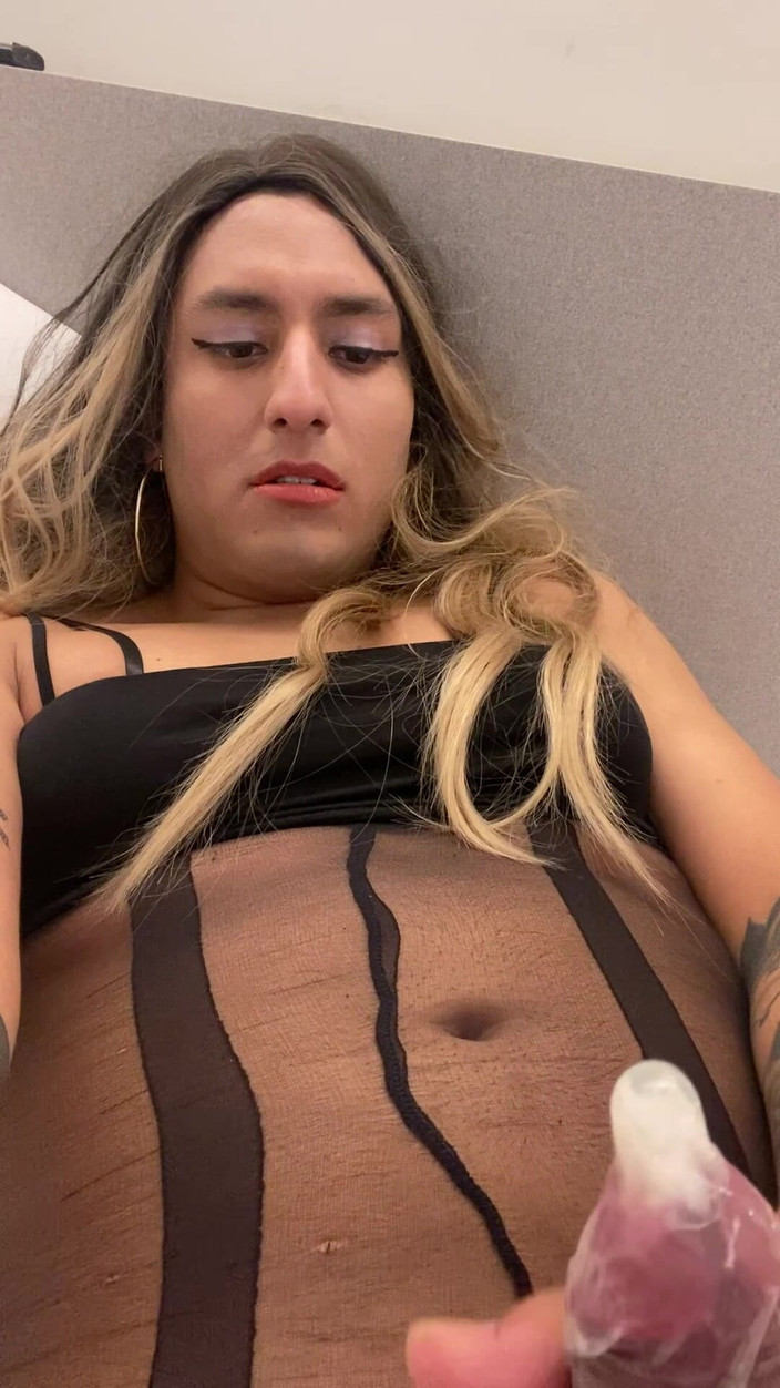 Natalia Valera: Masturbuji a piju vlastní sperma