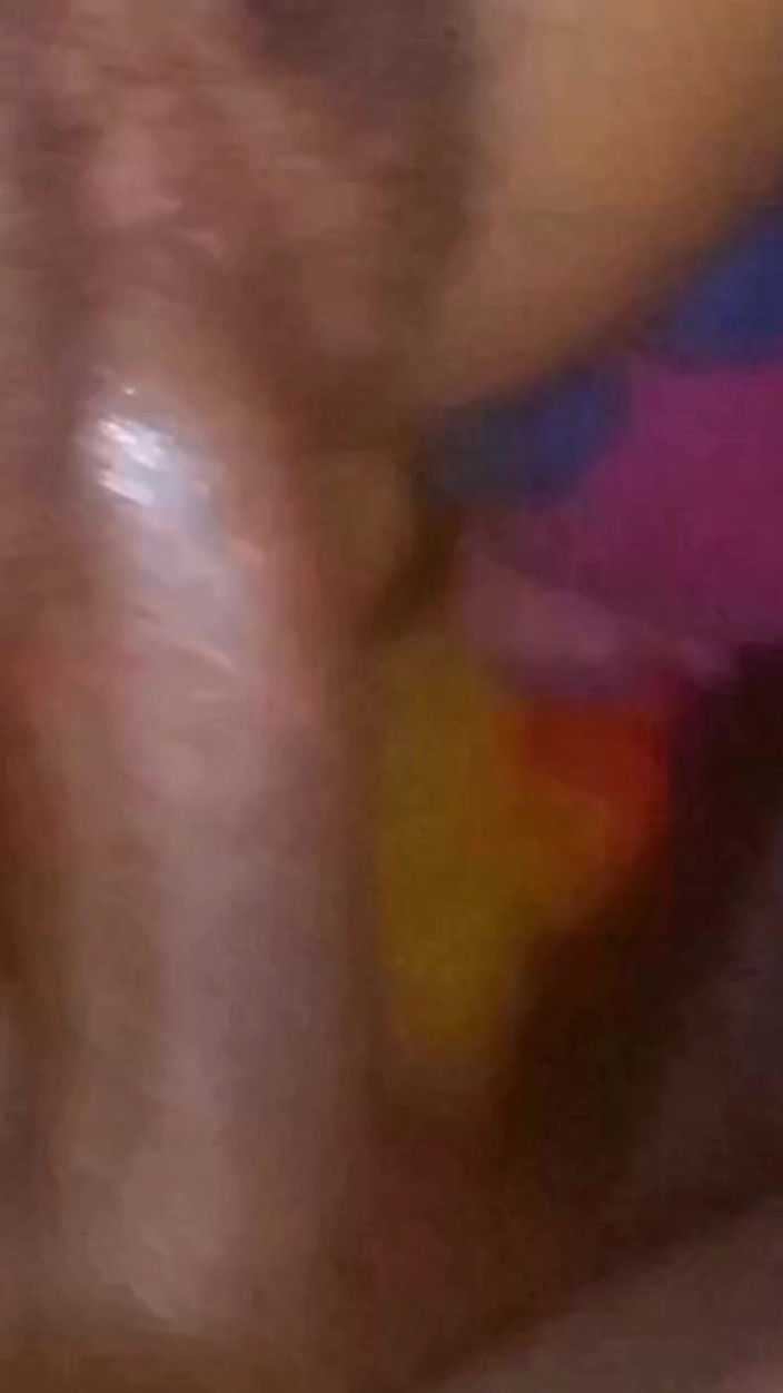 Jhon Hamster: 苏腊巴亚的年轻寡妇