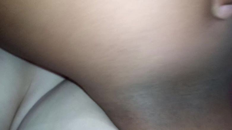Cuckold Couple Swing: Moglie dipendente dal sesso rimorchia un amico
