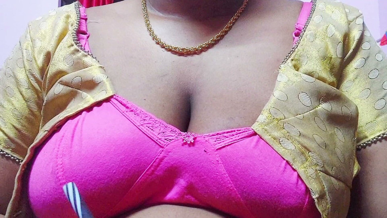 Desi Mohini: Meine nachbarin ist heiß und will meine möpse