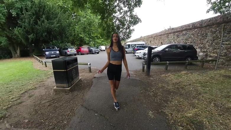 VR smokers HD-2D Videos Only: Kim Model - Walk jihoamerií