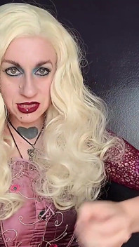 Hocus Pocus Sarah Sanderson- Small Penis