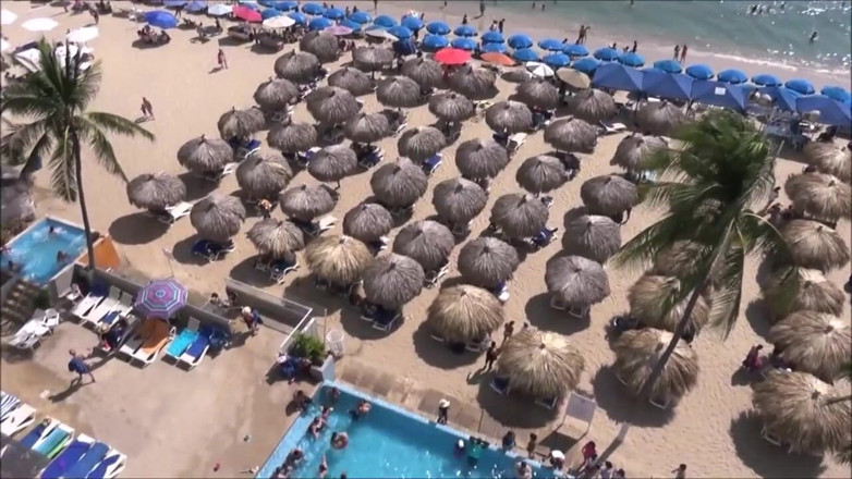 Helena Moeller: Mit fremden vom strand gefickt