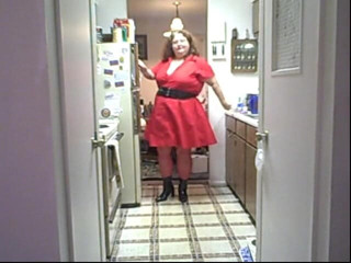 BBW nurse Vicki adventures with friends: Красное платье, часть 2, Присоединяйся к моему фан-клубу, и вы будете видеть эти и многие другие видео меня