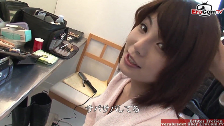 EroCom: Sweet Japanese teenage girl with small tits gets a creampie