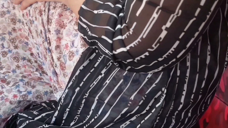 Selena701: Mature Blonde Wife Enjoys Walking and Sex
