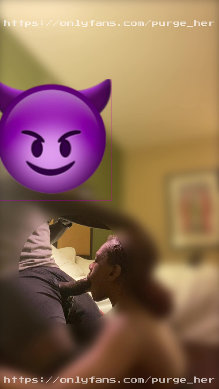 Purge_her: 젖어 있는 목구멍의 부드러운 입술