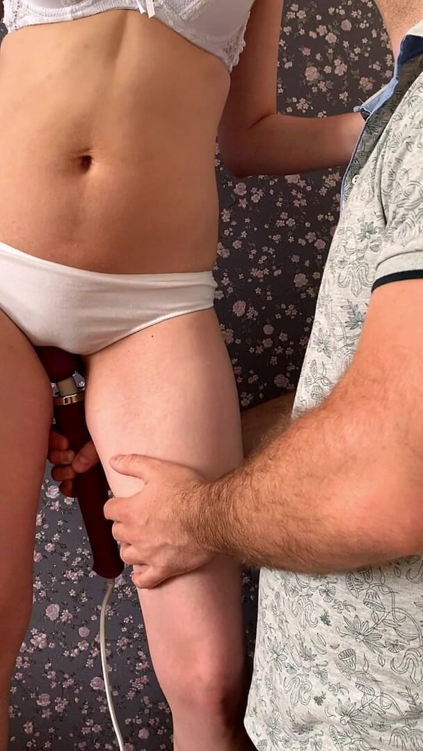 Julia-Softdome: Vrouwelijke orgasmecontracties homevideo