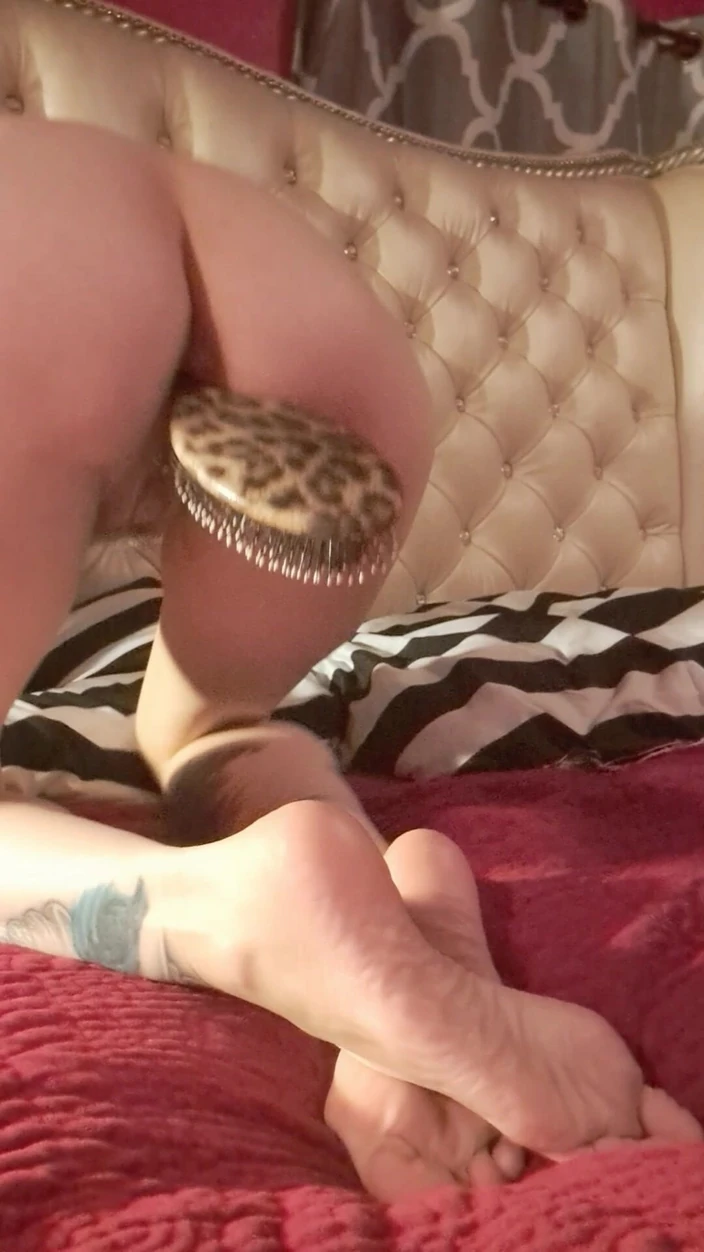 PandoraSG: Anal Fisting with Hairbrush, Shoe &amp; Gape