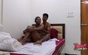 Indian college girls sex: 18 yaşındaki Hintli amatör tamil üniversiteli kız domalarak ateşli seks yapıyor