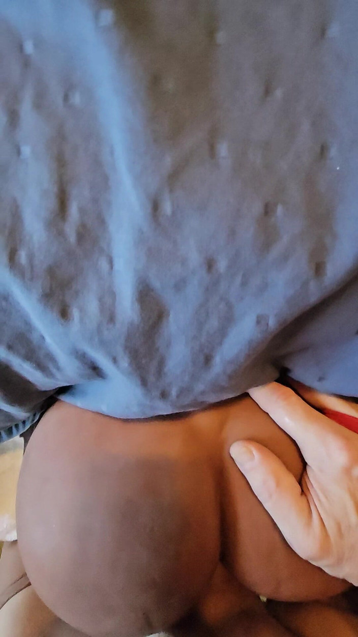stefanspace96: Fodendo minha boneca sexual na bunda em meus saltos altos...