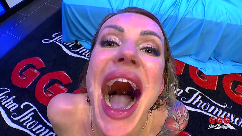 Anal lover: Student Screams with Pleasure During First Anal Sex