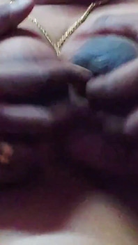 Desi Pressatura delle tette