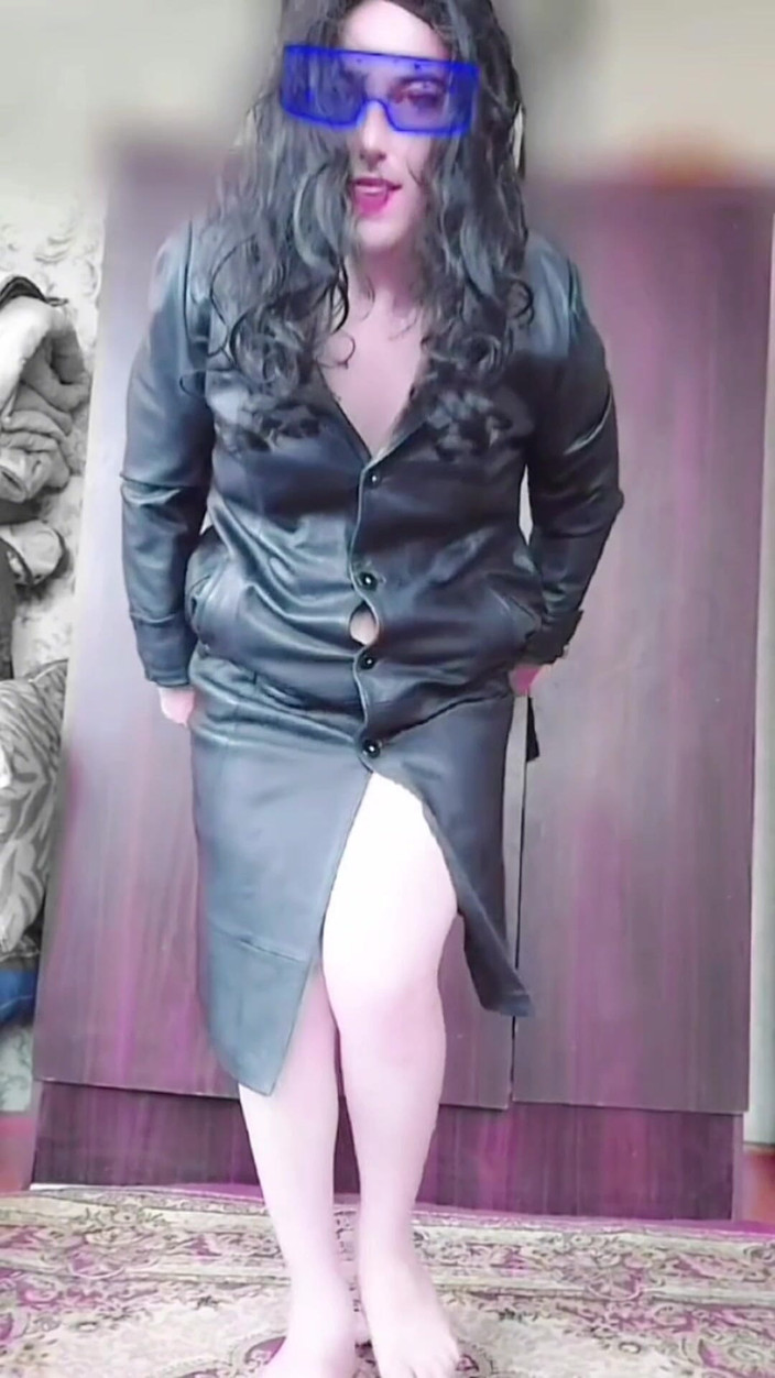 Kitty_Cross: Purr când e lăudat