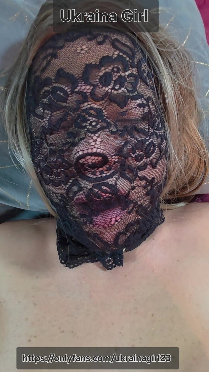 Lordkryos999: Con đĩ đi tiểu trong khi làm tình