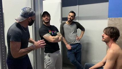 MACHO FUCKER FROM SPAIN: Roxas Douglas ve arkadaşı tarafından korunmasız sikiliyor