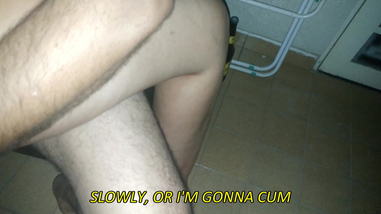 Minhaesposaparaoutro: 소파에서 가장 친한 친구를 따먹는 4K(subs) 마누라