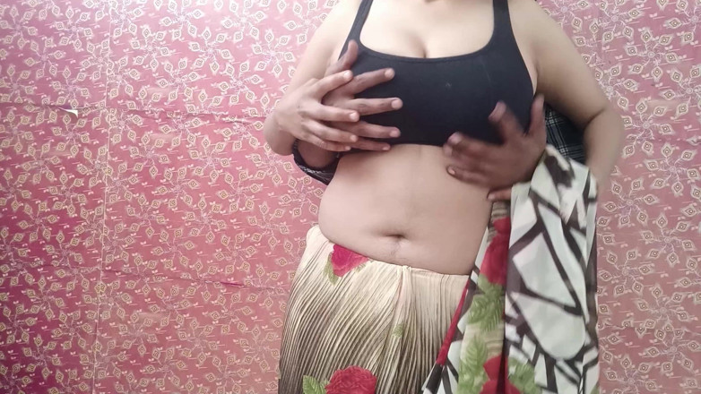 Yourdidipriya: Разочарованная романтика бхабхи с настоящим Деваром, когда мужа не дома трахаться