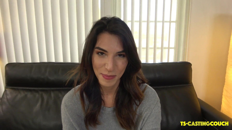 TS Casting Couch: Si cantik trans jamie forever lagi asik entot