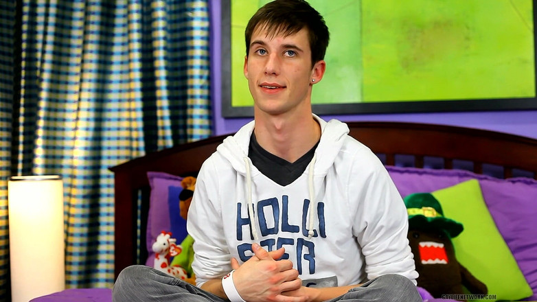 Lollipop Twinks: Een "bijtende" interview met Adrian