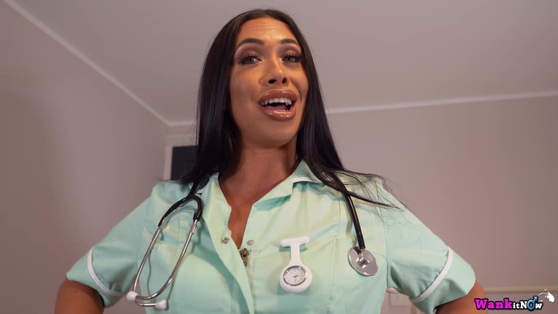 Wank it Now: Hannah Shaw - Teploty stoupají