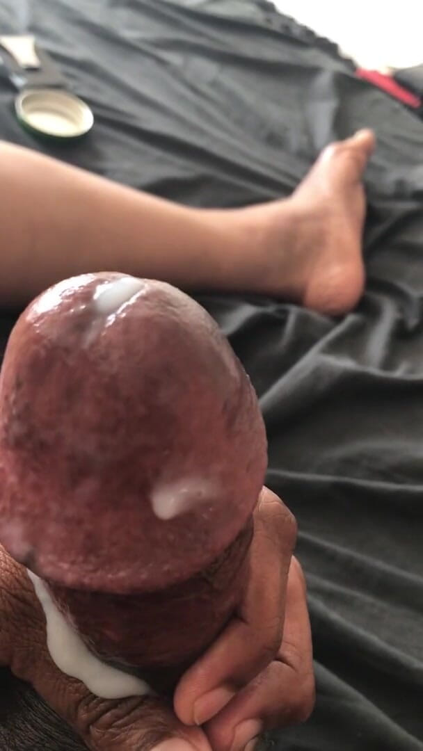 Harrypalms68: Continuación del golpe y me corro