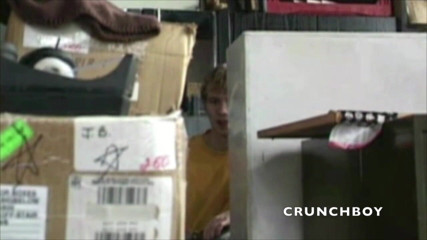 Crunch Boy: Wanna play straight hole ?