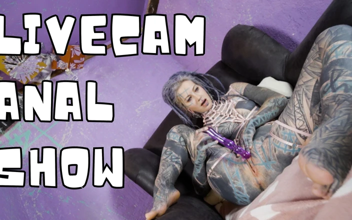 Anuskatzz: Tattoo Model Livestream with Anal Masturbation