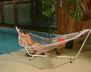 Deutsche Camgirls: Två fantastiska och skickliga tyska damer älskar att bli förbannade på...