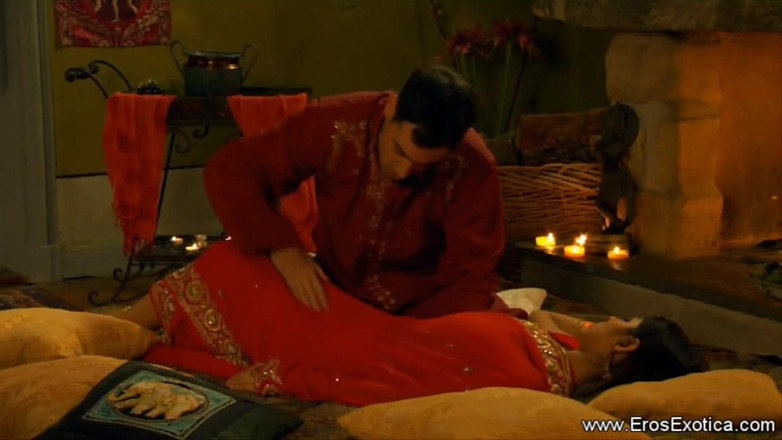 Eros Exotica: Tehnici exotice Kama Sutra din India