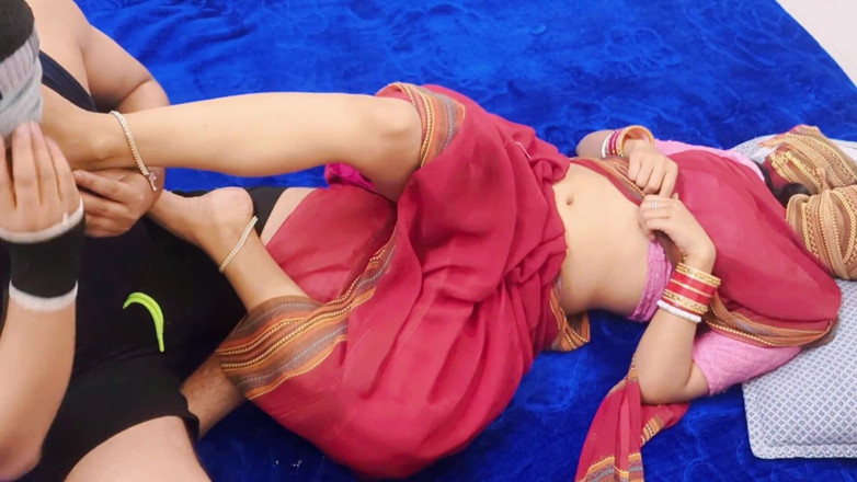 RinaKumari55: Ranikumari veut une baise hardcore dans son sari avec son...