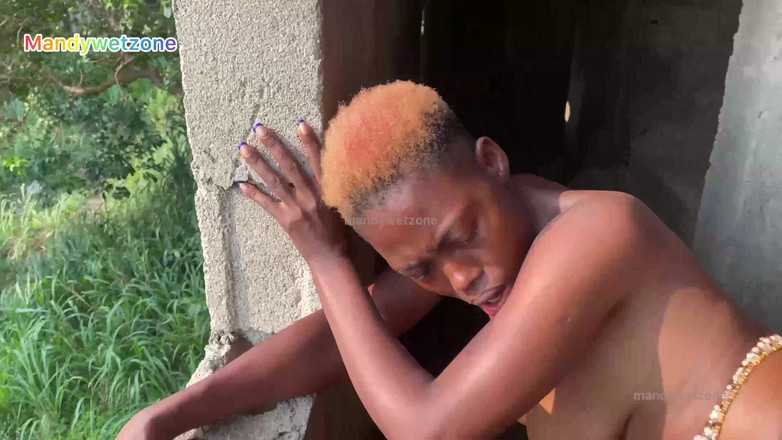 Mandywetzone: I Kept Going Back to My Bricklayer Boyfriend You Guys...